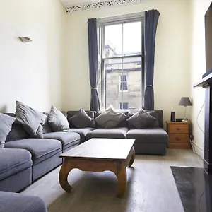 George Iv Apartment